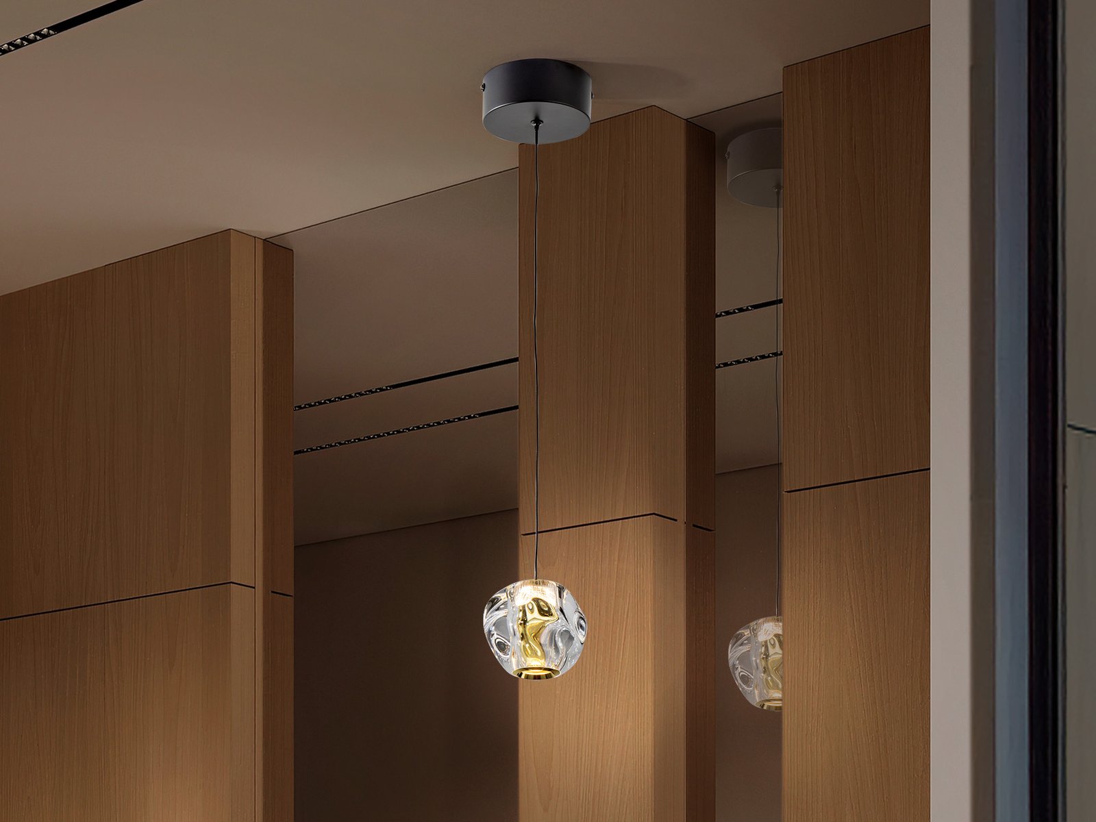 ZARIA- LAMP 1L- NEGRO/ORO/TRANSP